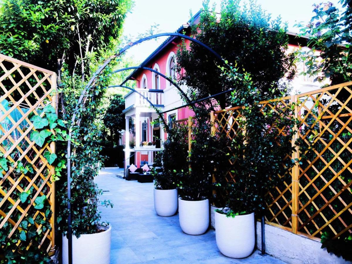 La Villa Bed & Breakfast Milano Eksteriør billede